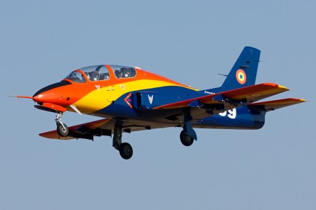 romanian_air_force_iar-99_soim_100th_anniversary_of_aviation_colours